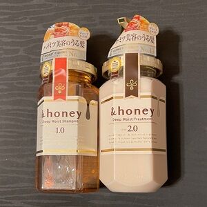 &honey  Vicrea Deep Moist Shampoo and Treatment Set brand new ,  440ml